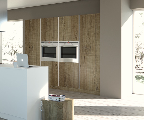centro kitchen κουζίνα, caramel, φλοράλ πλακάκια, ανοιχτό ξύλο, ανάγλυφα νερά, λευκό χρώμα, νησίδα, εντοιχισμένος φούρνος, κρεμαστά ντουλάπια